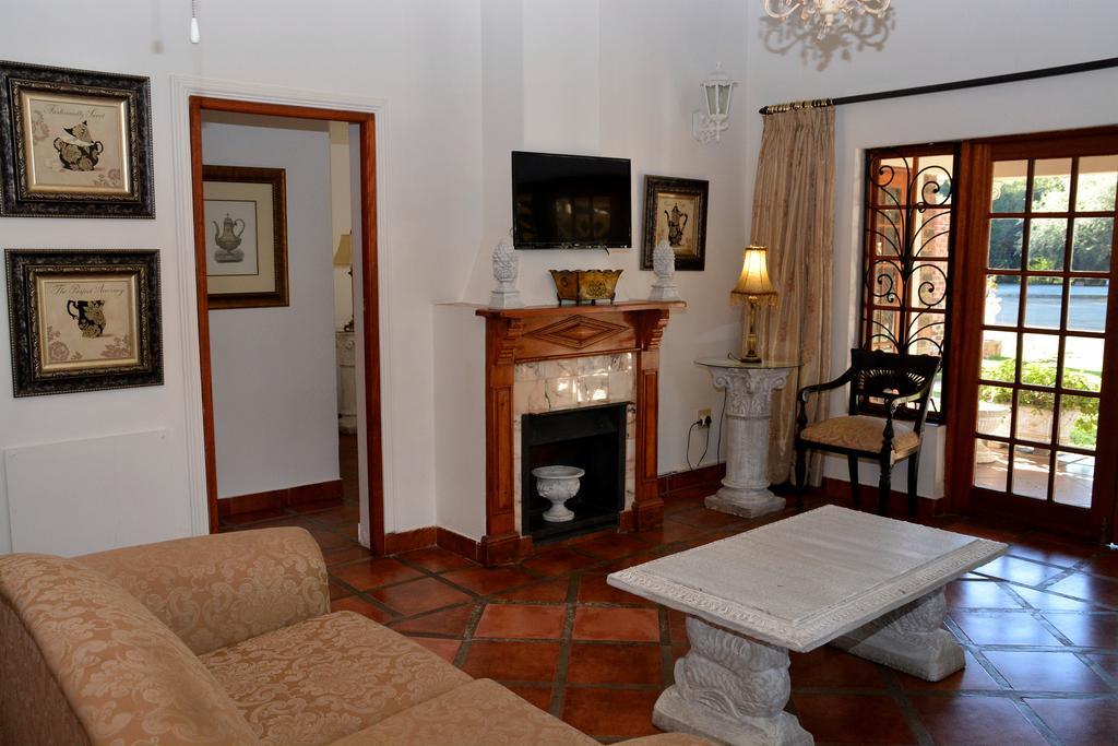 Arcadia Luxury Guesthouse Kroonstad Buitenkant foto